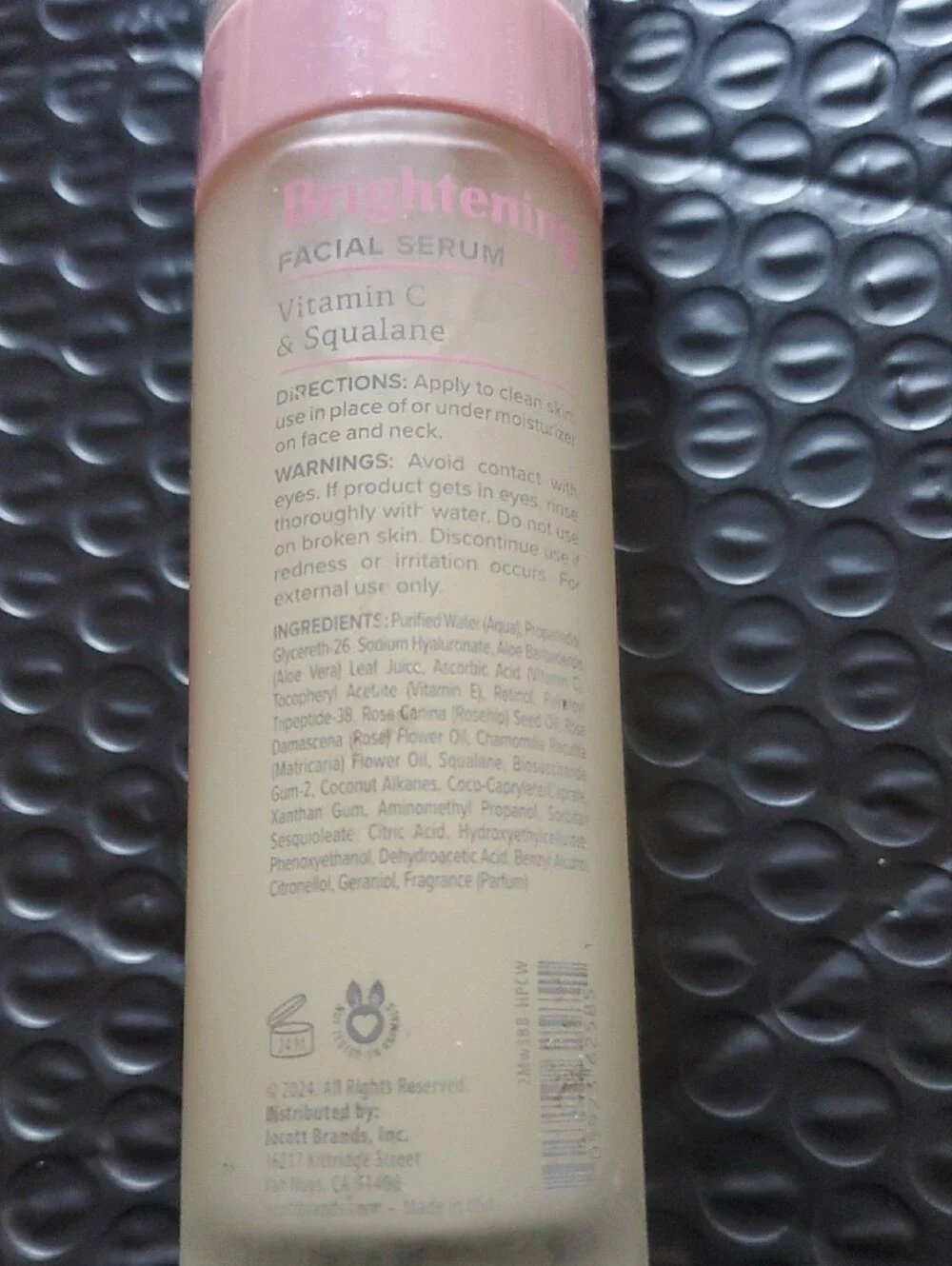 Brighten Facial Serum Vitamin C & Squalane – Pink/Cream
